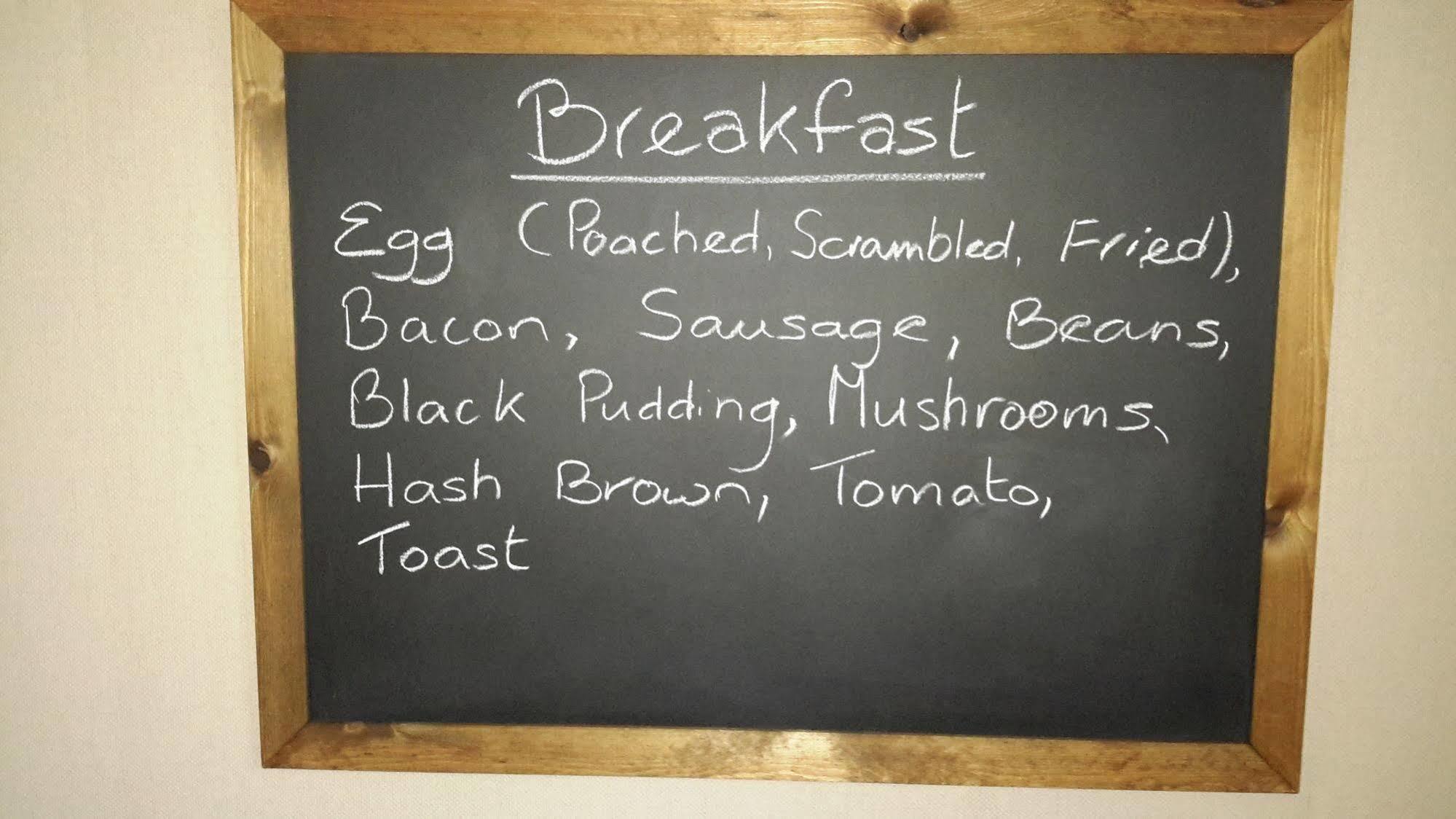 The School House Bed & Breakfast Уорингтън Екстериор снимка